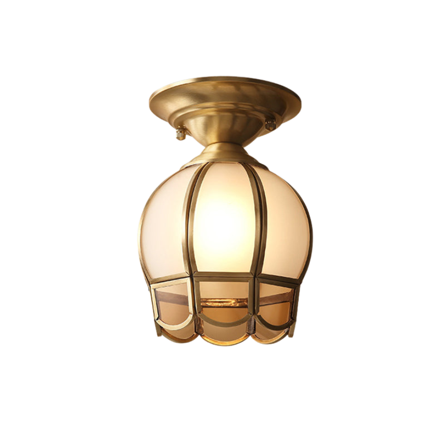 Metalowa Lampa Sufitowa Z Falbanką I Wykończeniem Mosiężnym