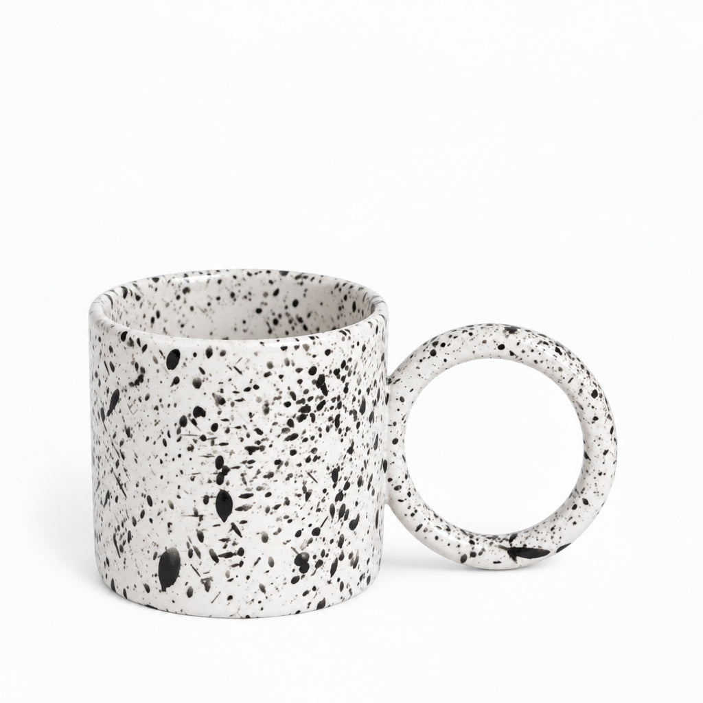 Kubek Ceramiczny 320 ml - Duży Uchwyt i Trzy Warianty Wykończenia