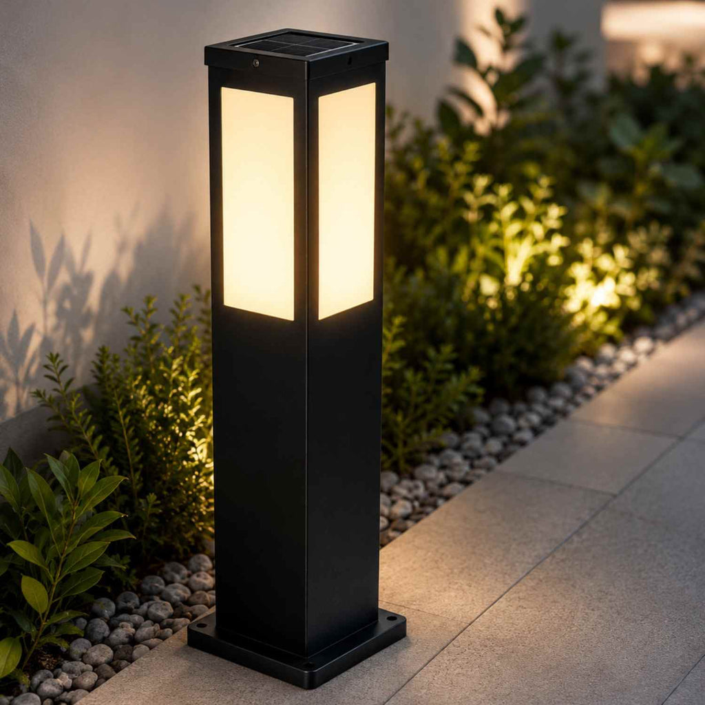 Lampka Ogrodowa LED Solarna - Oświetlenie Zewnętrzne z Akumulatorem