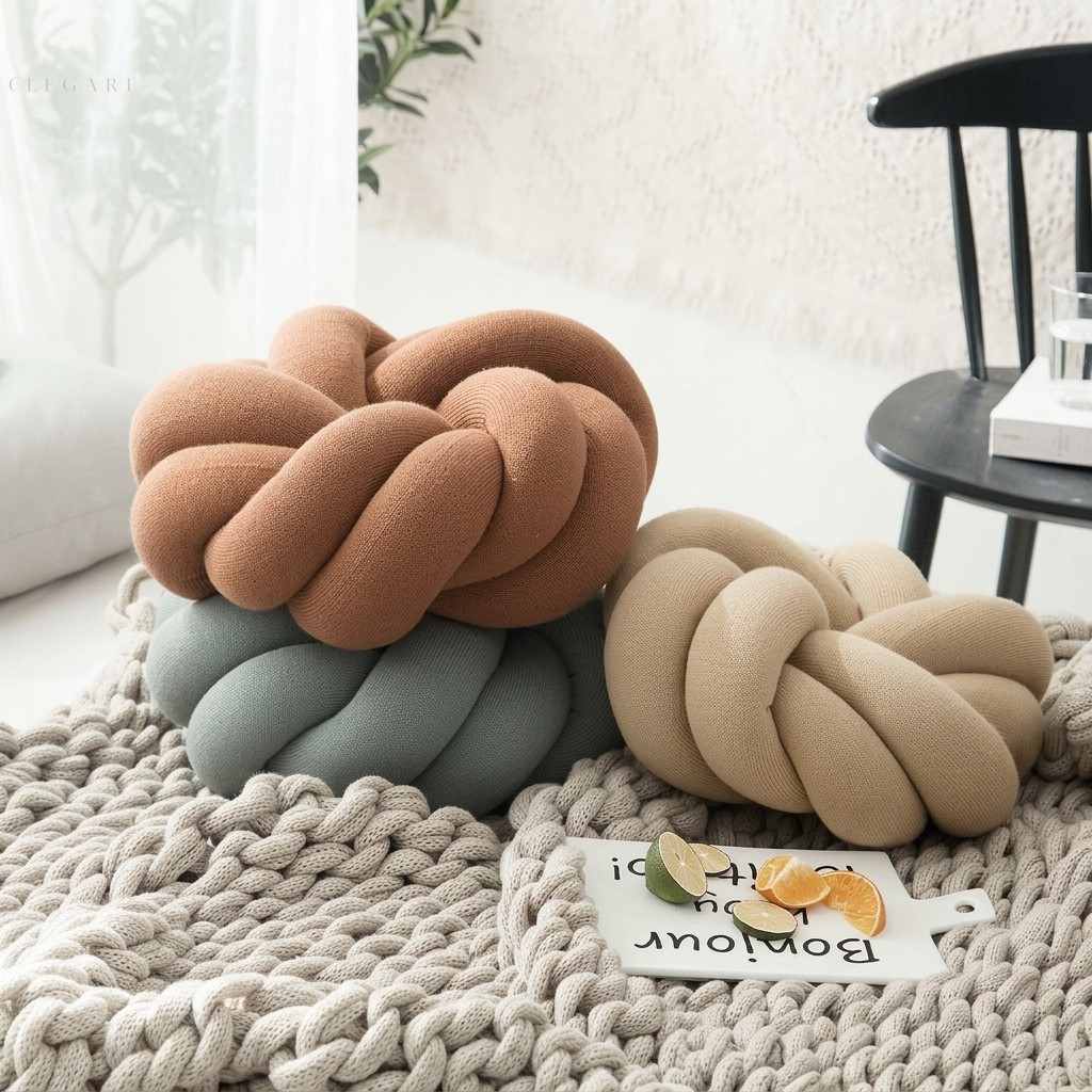 Pleciona Poduszka Supeł - Bawełniany Akcent Dekoracyjny 25–30 cm