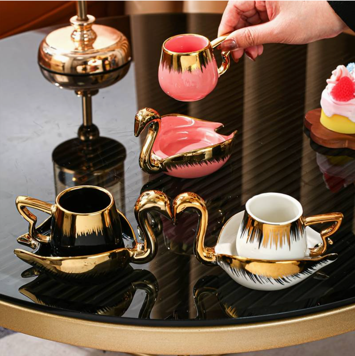 Dekoracja Ścienna Swan Luxia – Ornament Ścienny, Metal/Szkło, Wielokolorowy